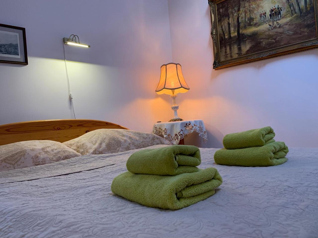 Kamienica Biala Hotel คาชิเมียร์ซ ดอลนี ภายนอก รูปภาพ