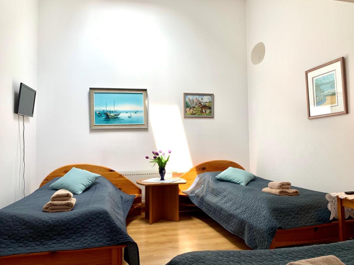 Kamienica Biala Hotel คาชิเมียร์ซ ดอลนี ภายนอก รูปภาพ
